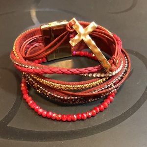 Magnetic attachment Layer Bracelet